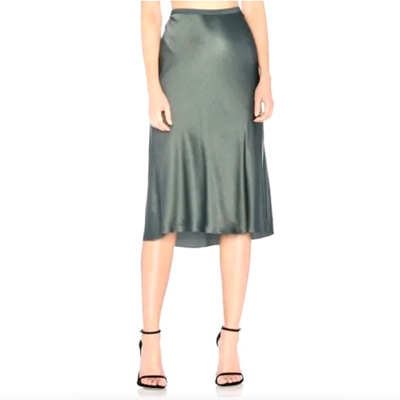 VINCE Crinkle Satin  Bias Cut Pull On Midi Skirt in Green/Gray - L - Picture 1 of 11